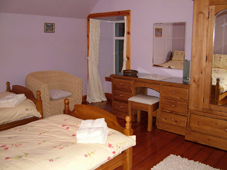 Twin Bedroom