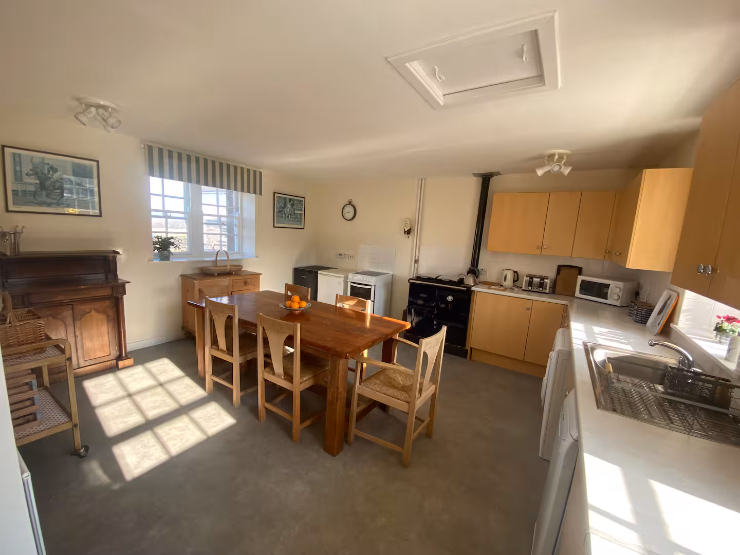 7f002de8-7386-4cd3-844e-0c7f71a3d54e