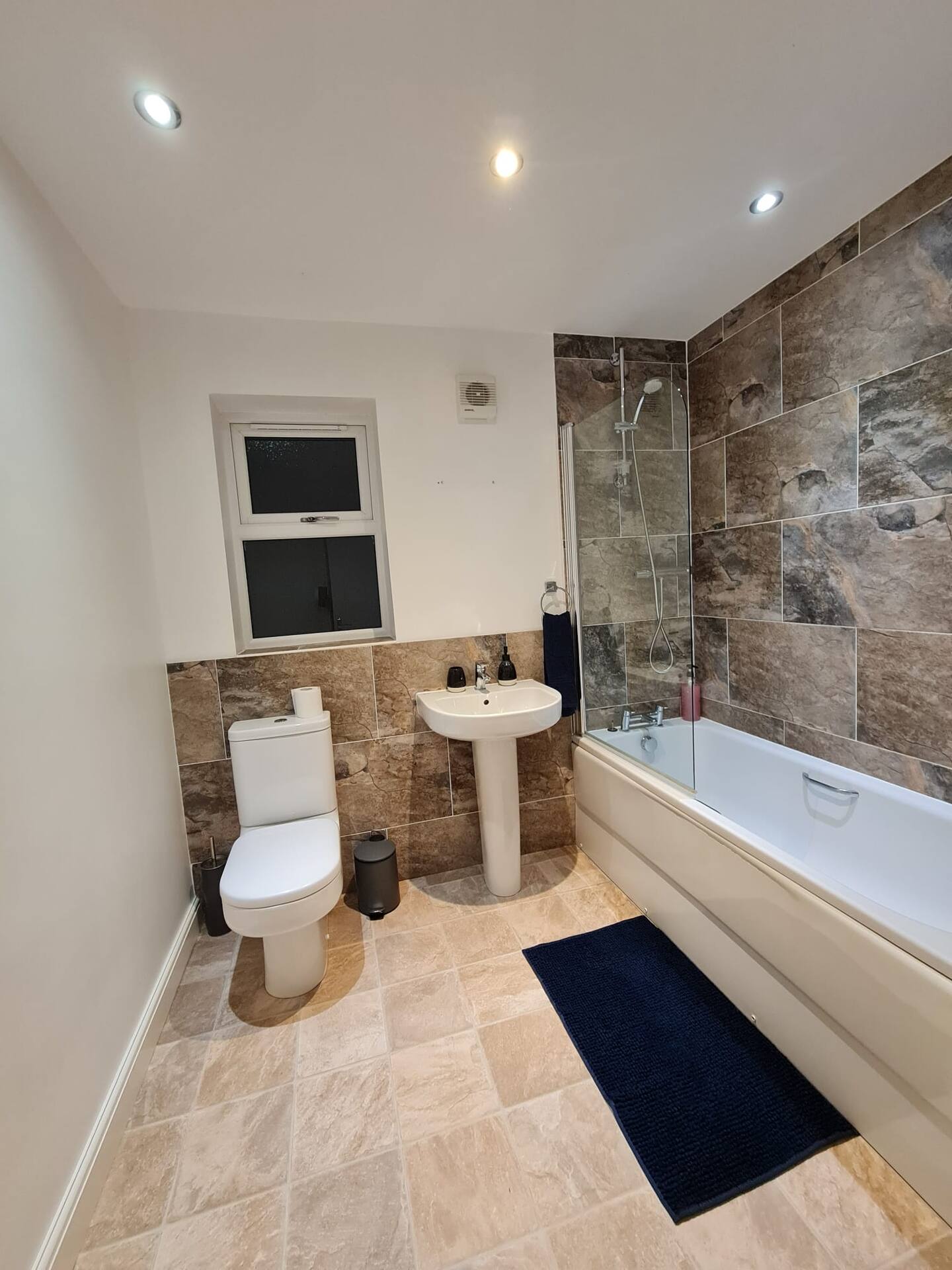 31c4c9e6-35f7-4ad1-a9f4-714173587d8f