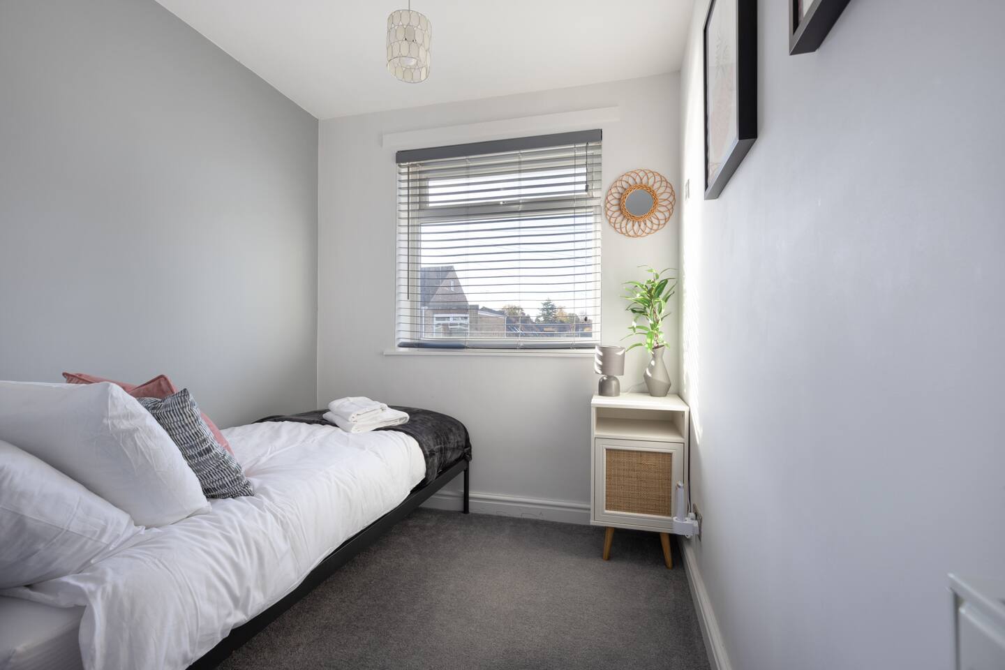 82ddad73-646f-4b58-a8c2-a59ee78acd88