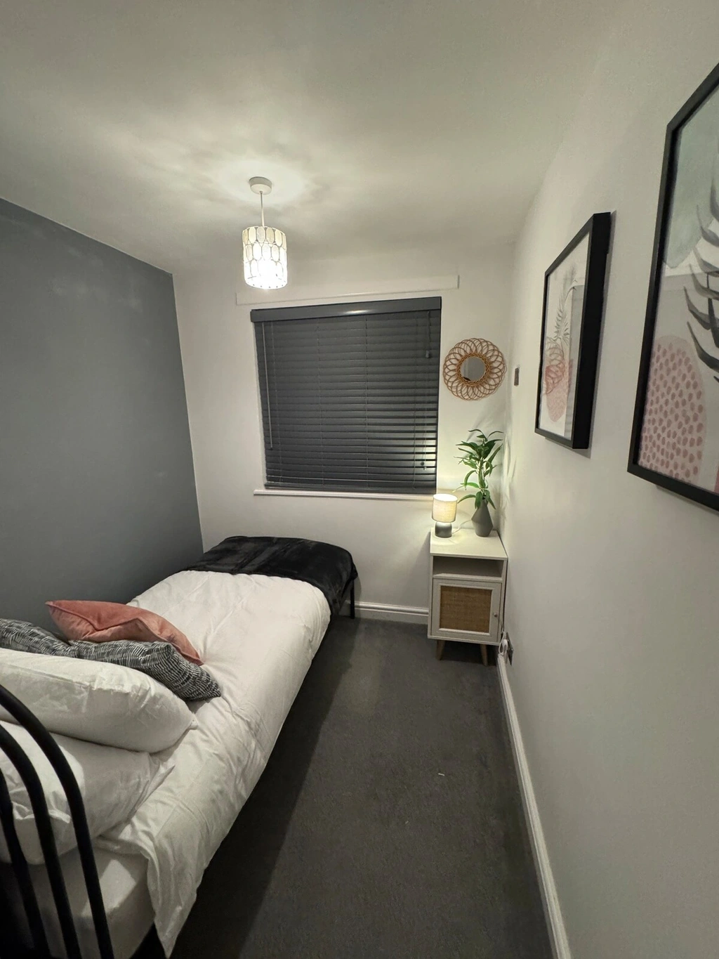 847f1d1b-28c5-42b5-bff7-542ca9008912