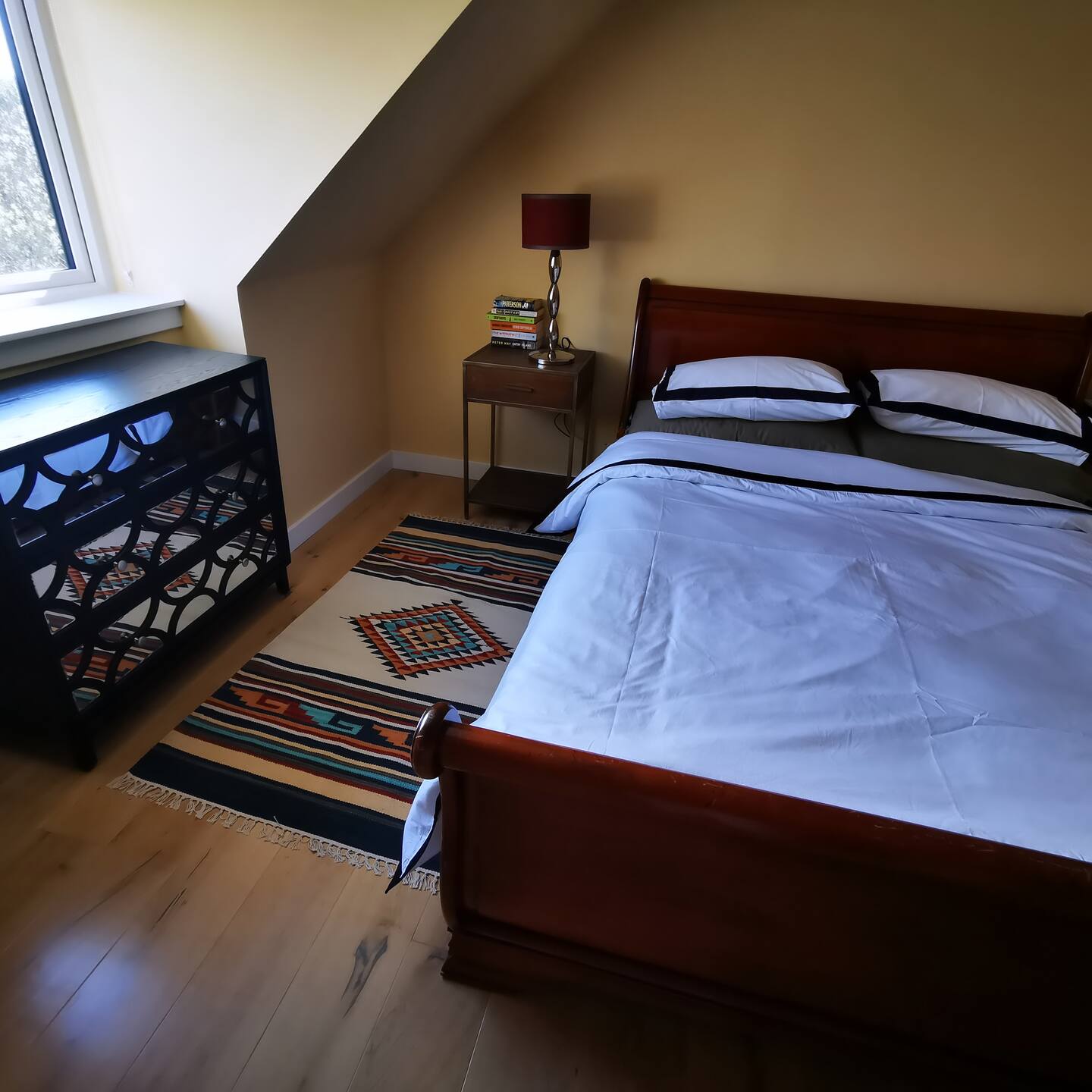 37b484ad-8794-4326-988e-7fb003861f5b