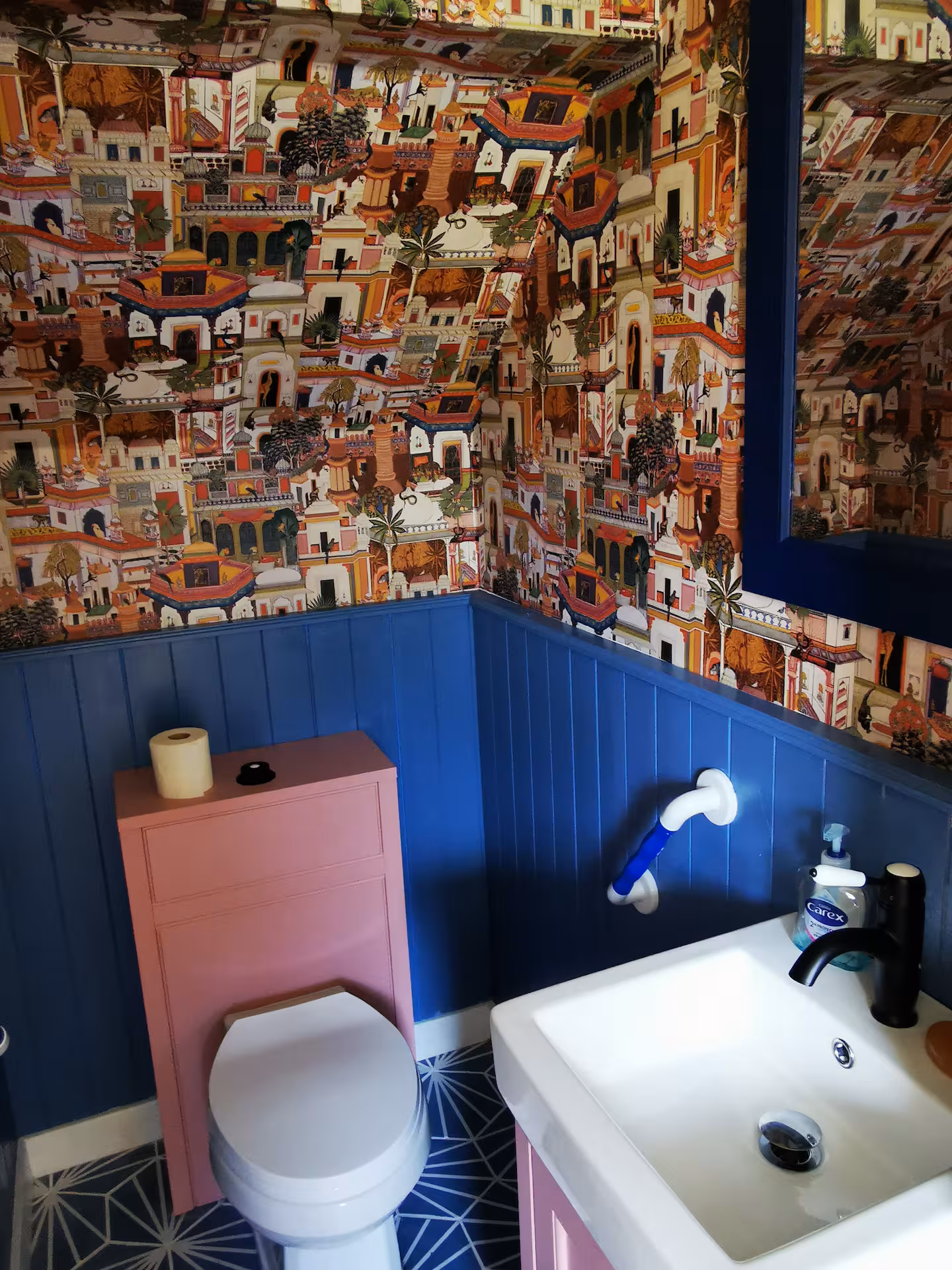 4a71a755-11d5-4a94-8ddc-8cc2f71b32d8