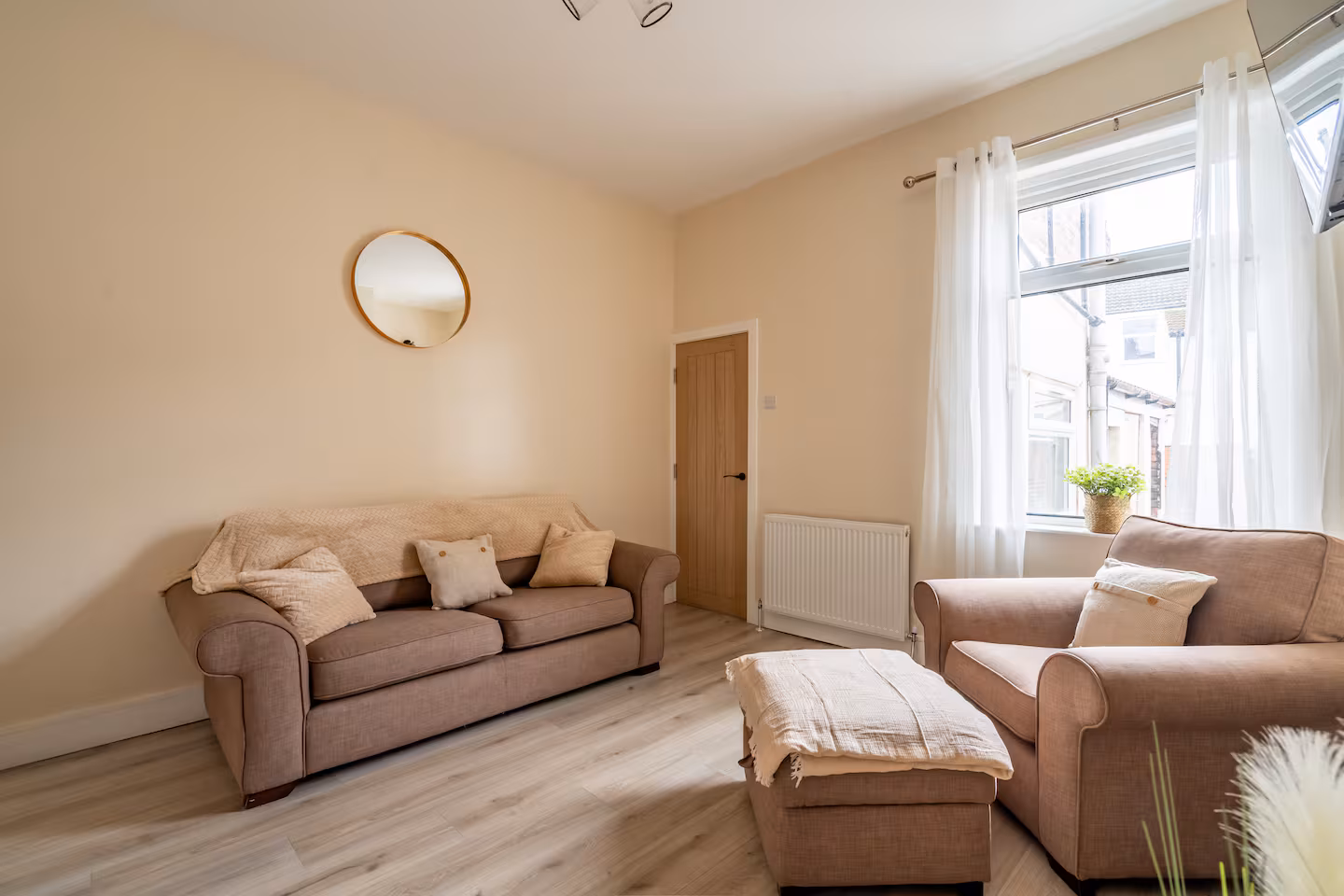 6a00a124-2eeb-4209-858f-bf0605ceb37f