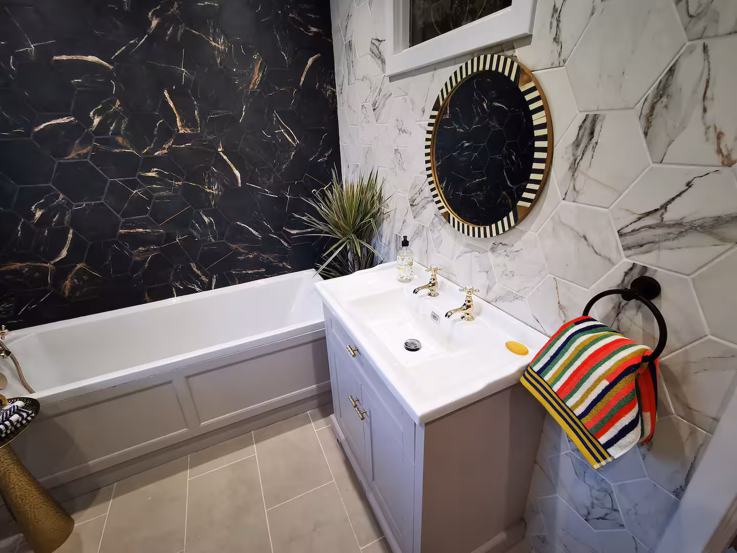 8a05102b-602e-47d6-862a-6e9f1aacfec4