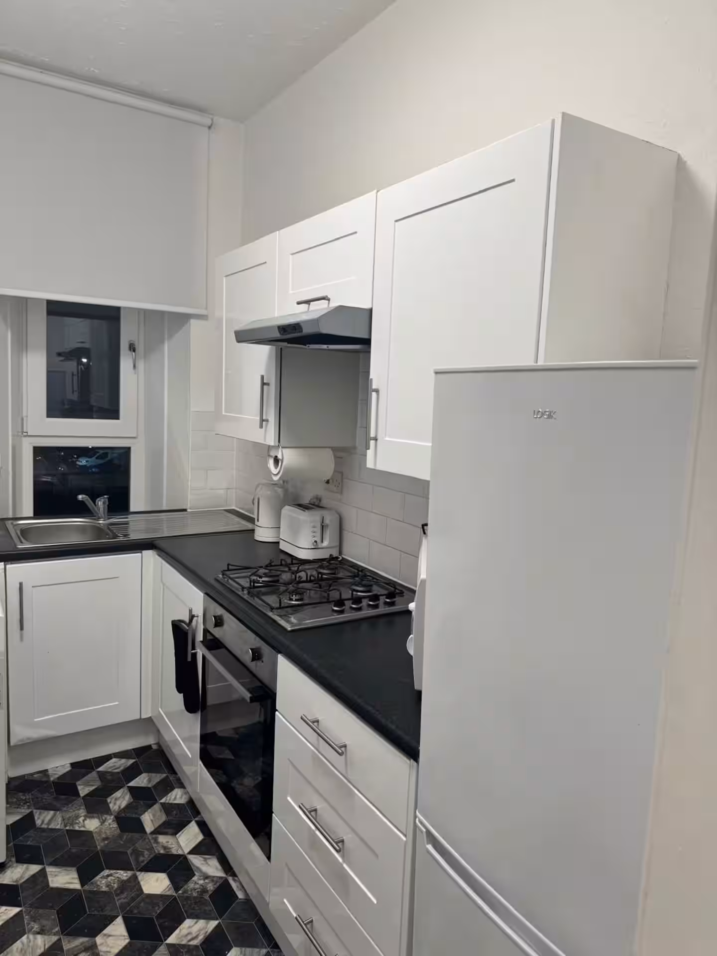 9e6ec673-2548-4759-96cc-6dc813720641