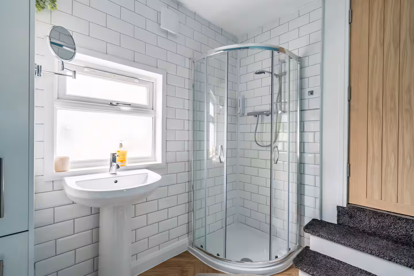 afa98851-839e-4296-83f5-335f2627c251