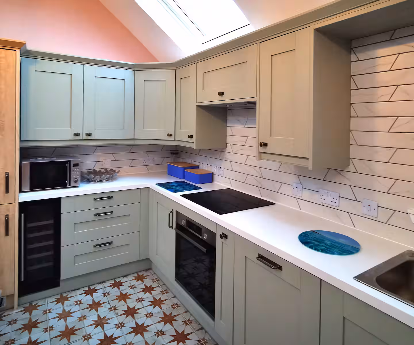 bb11e2aa-0a43-443d-9f47-9bf1db82b193