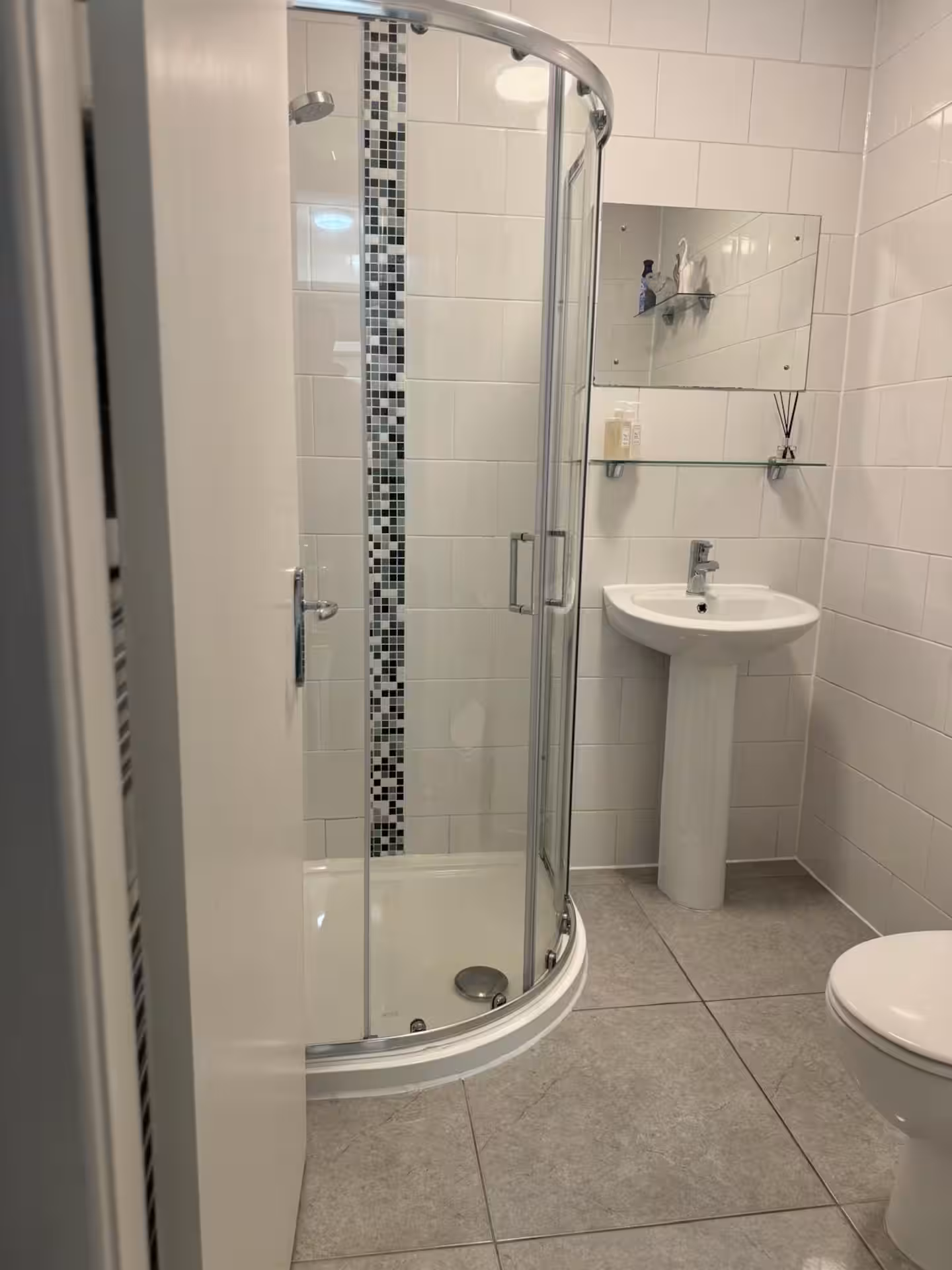 d58967bb-cca4-43f4-9d0d-8bf5240c99dc