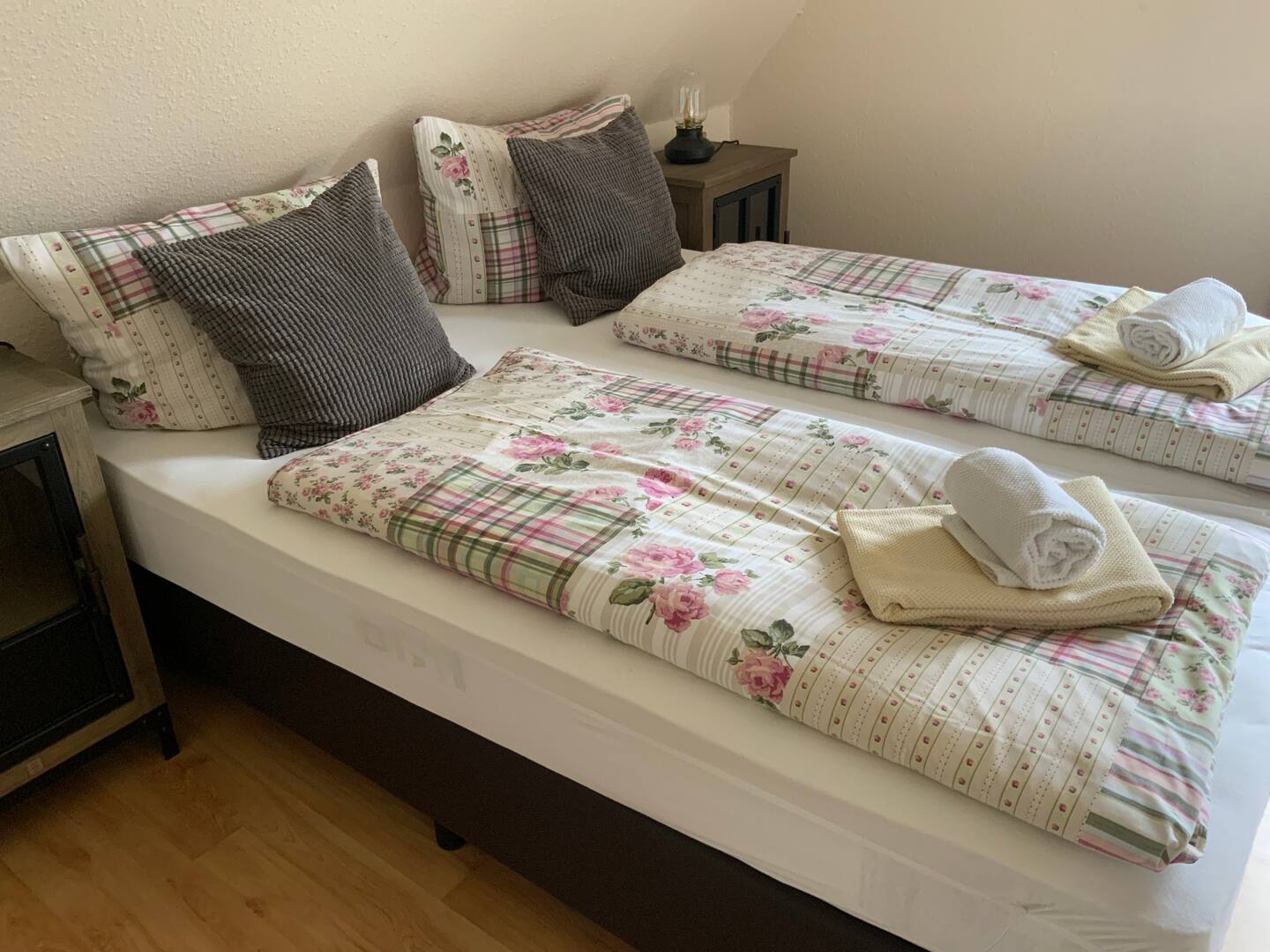 0c5327f5-14f8-4813-9a03-a9350be19498