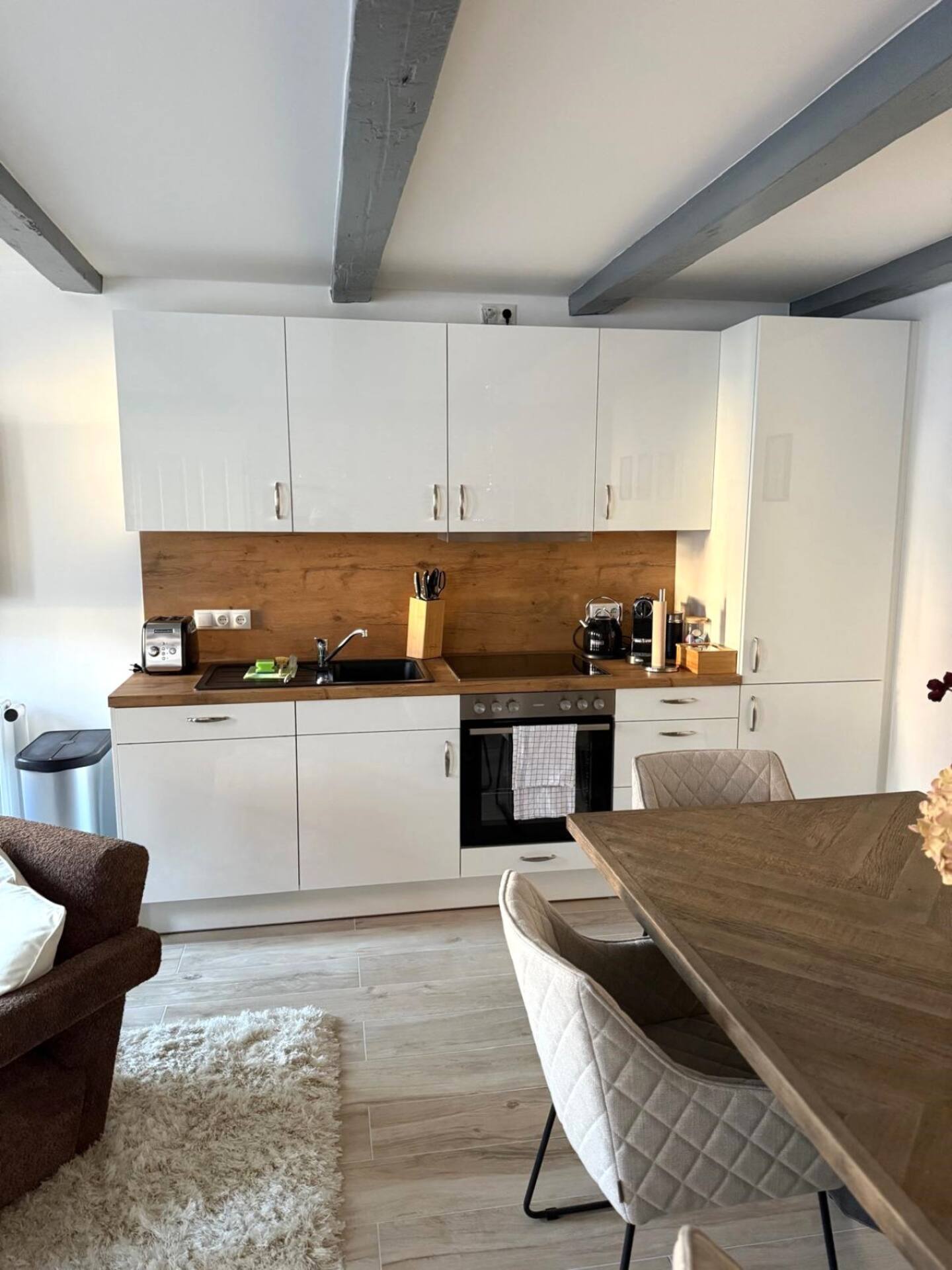 1bfdfc92-30ea-4398-adb7-e7f76f495e31