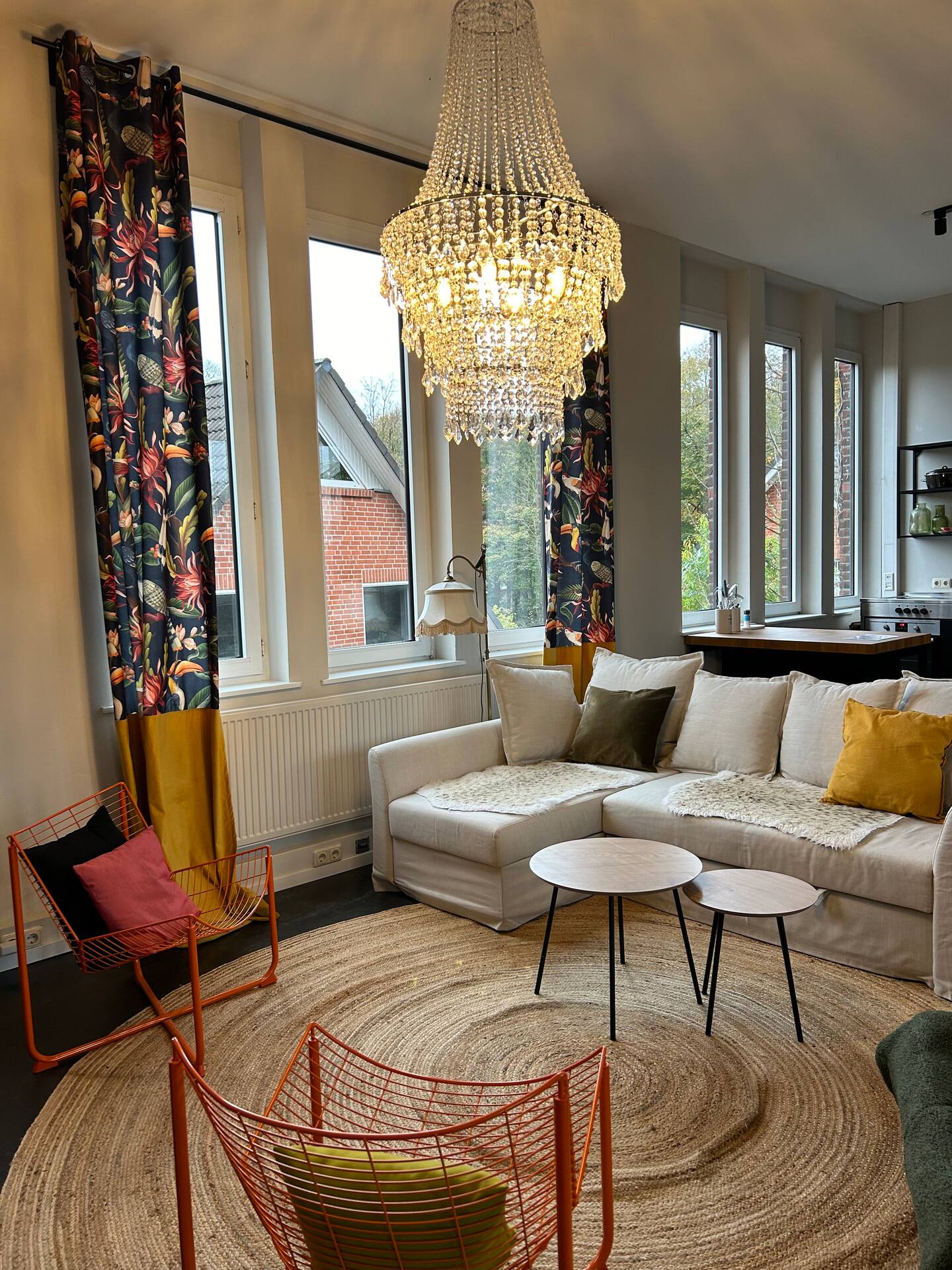 2f489d93-52df-4620-b635-98988822764a