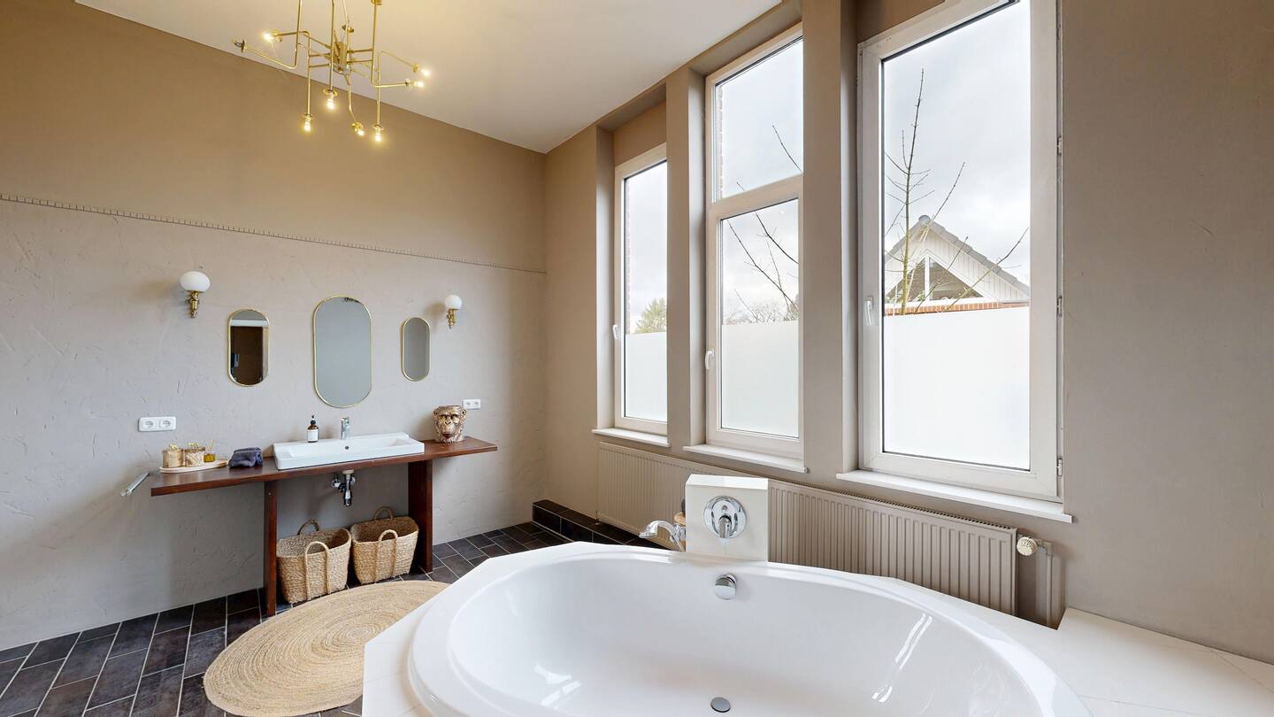 41607c18-a70c-4c3b-bba5-fd3c19060413