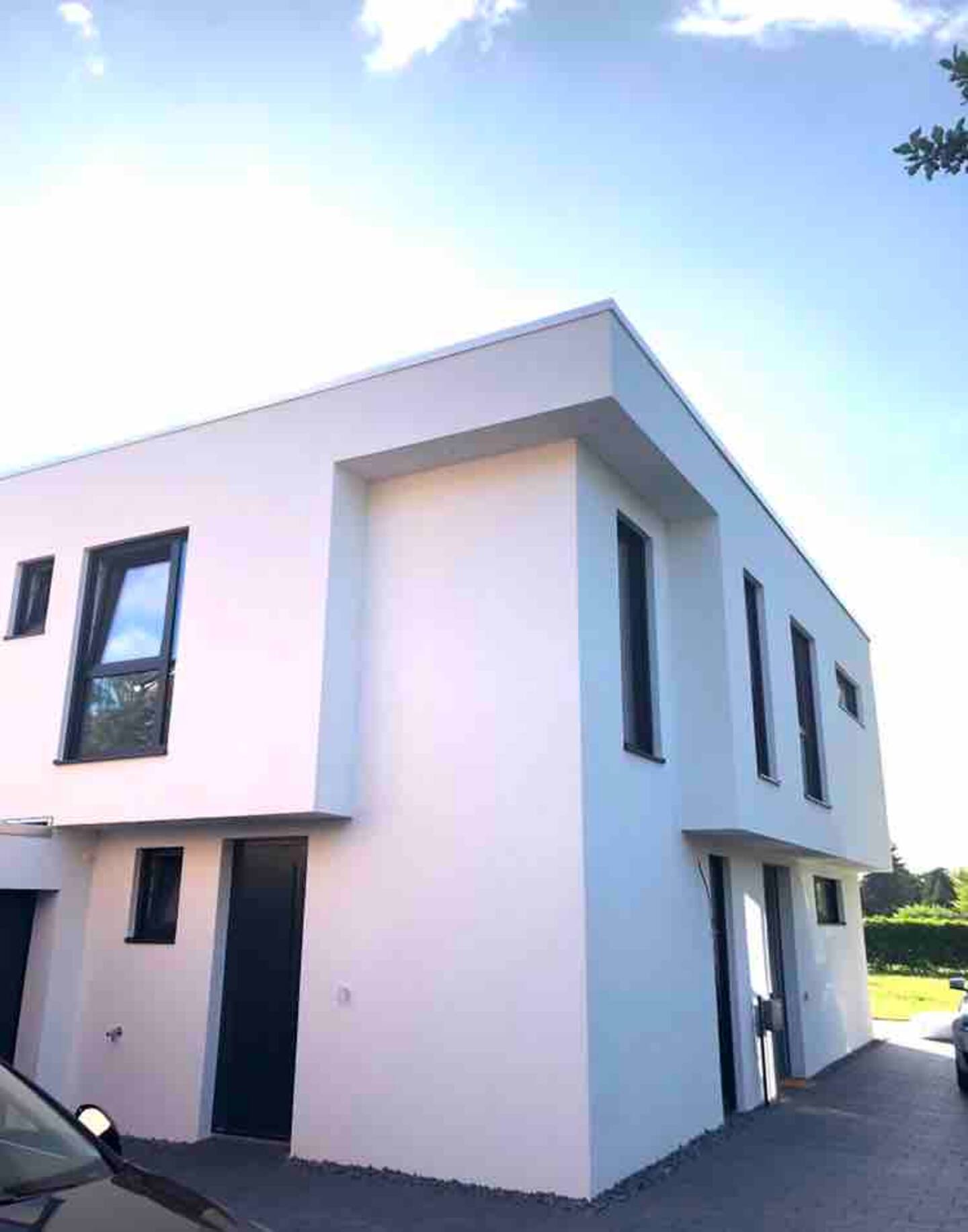 47d877bf-f0a0-4ec2-9c9b-f3c8b5d77c16