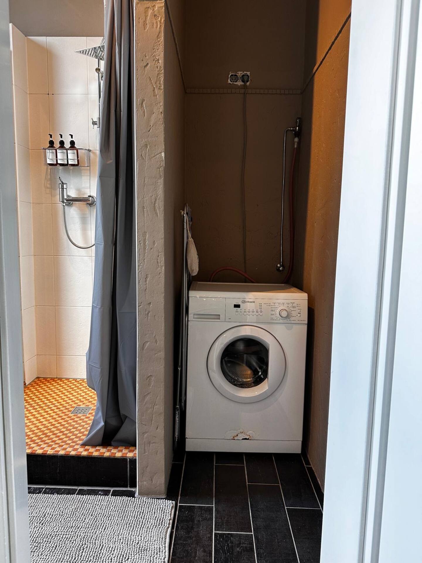 6c17afa8-ca5f-4702-b7ca-c1a89b8af8f0