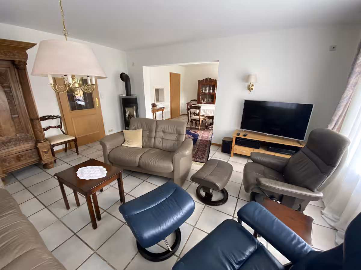 7d7ce475-789f-4085-bec1-6af302db8802