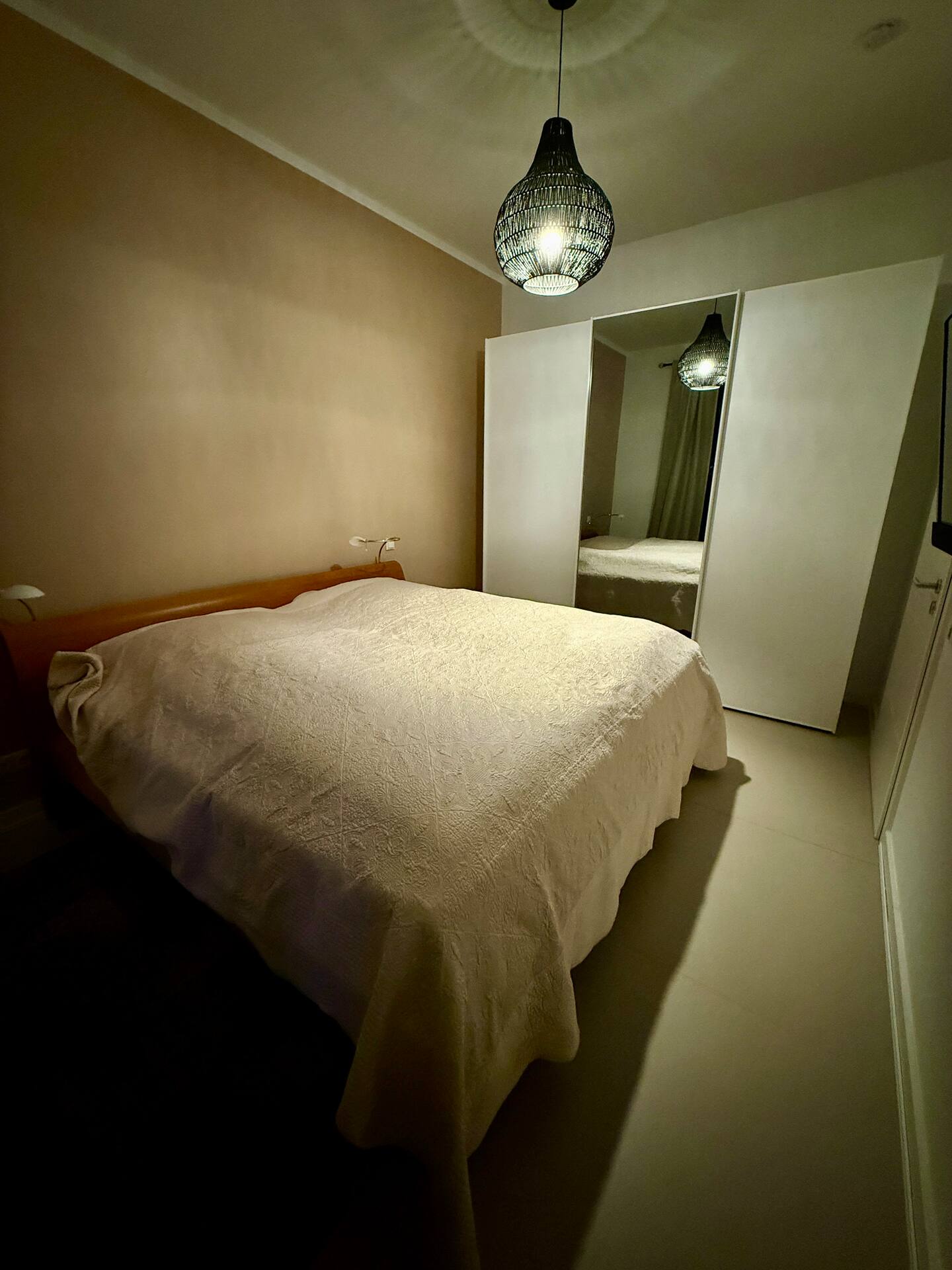 8f27a700-9d5c-4ecc-952a-f8a1fb76d4d7