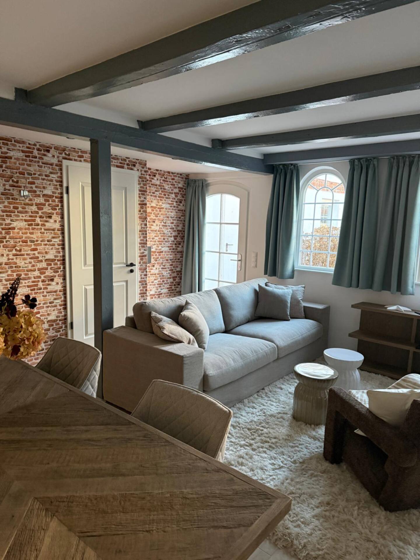 908d61e4-8b4b-4bb7-a69e-806a1ff6bb59