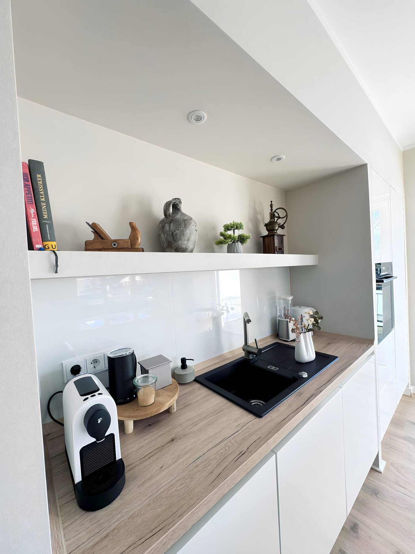 cdcea2ae-3962-45d4-ac0f-011cd1bda17a