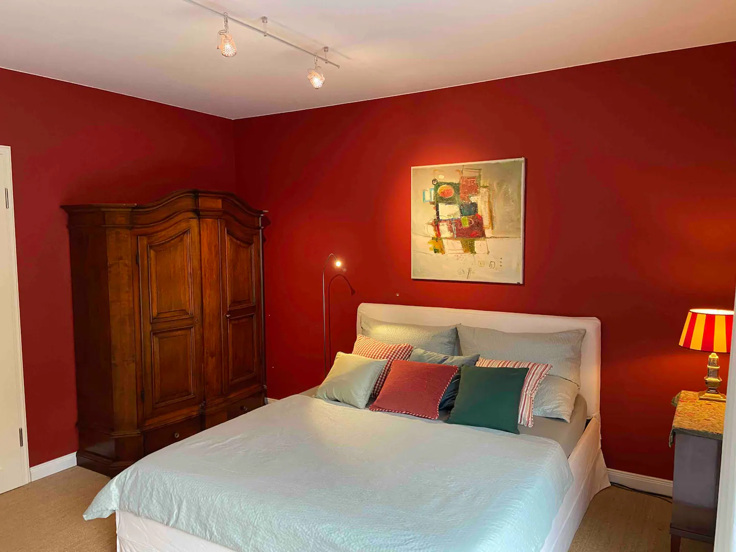 a215136c-0f0b-44a2-bb3a-54480c633cf6