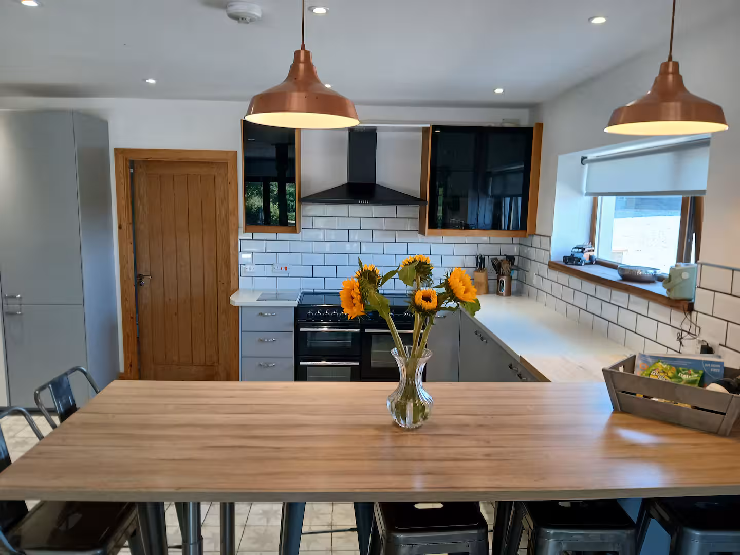 55b54727-ce59-4460-95f3-bcc4c6c1f80d