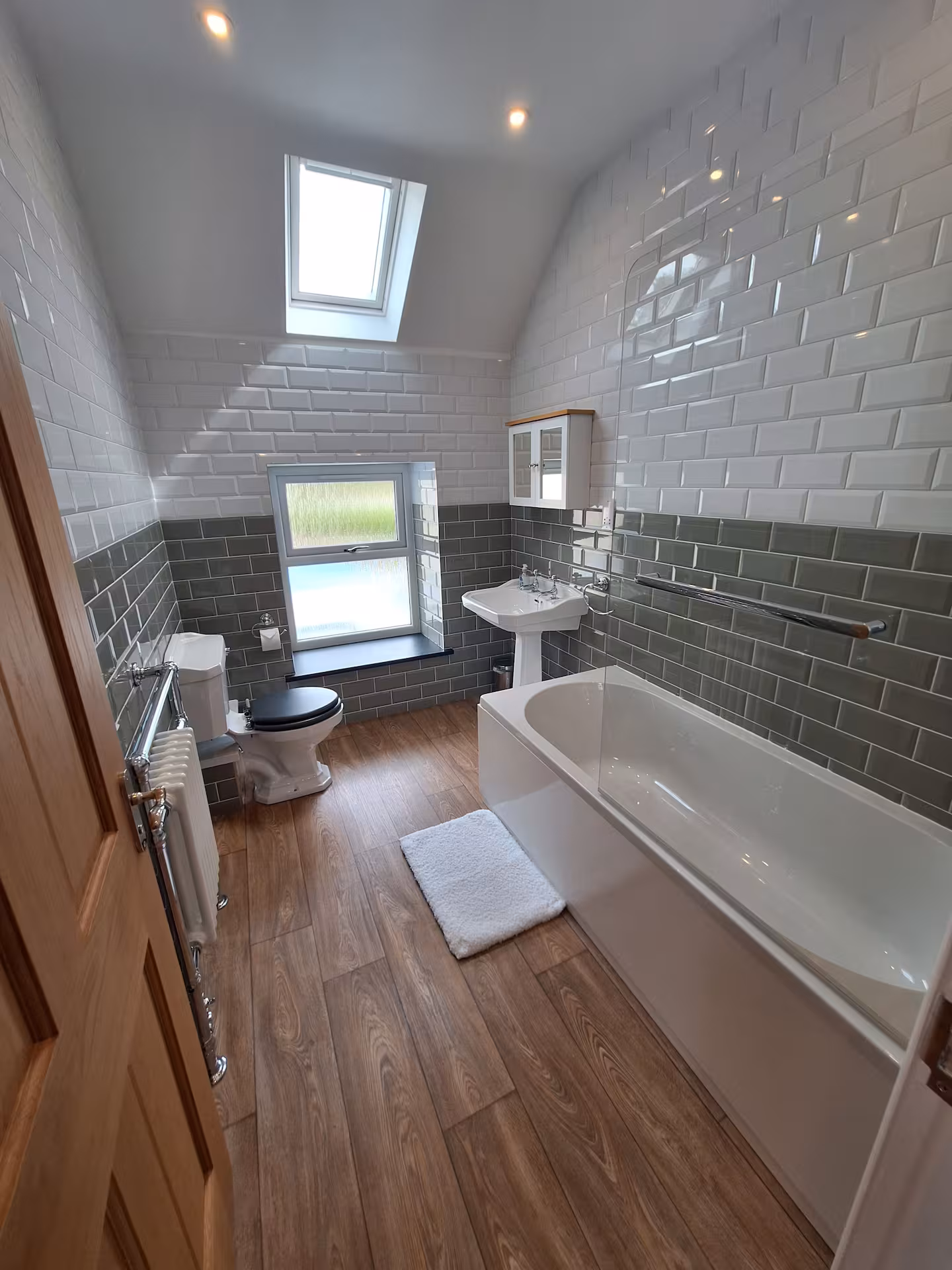 5dba43fc-1c6f-42be-83cf-a6ac07b21a90