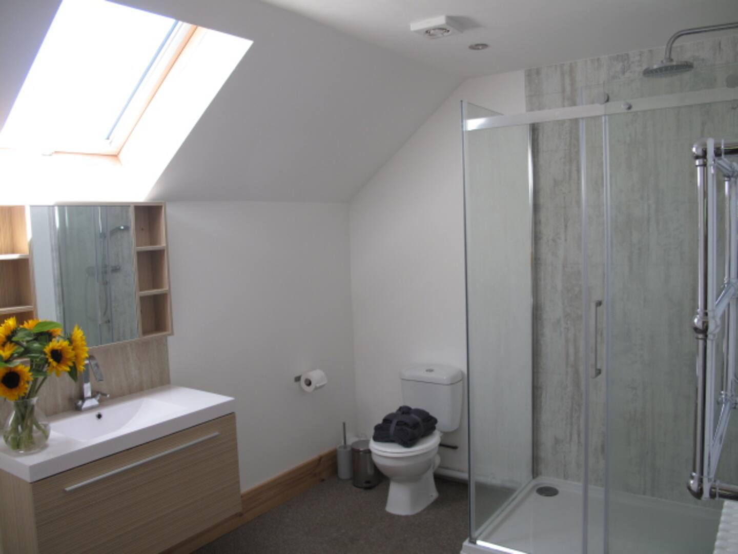 e8eff2fc-c6aa-4937-93df-9be4626fa4ba