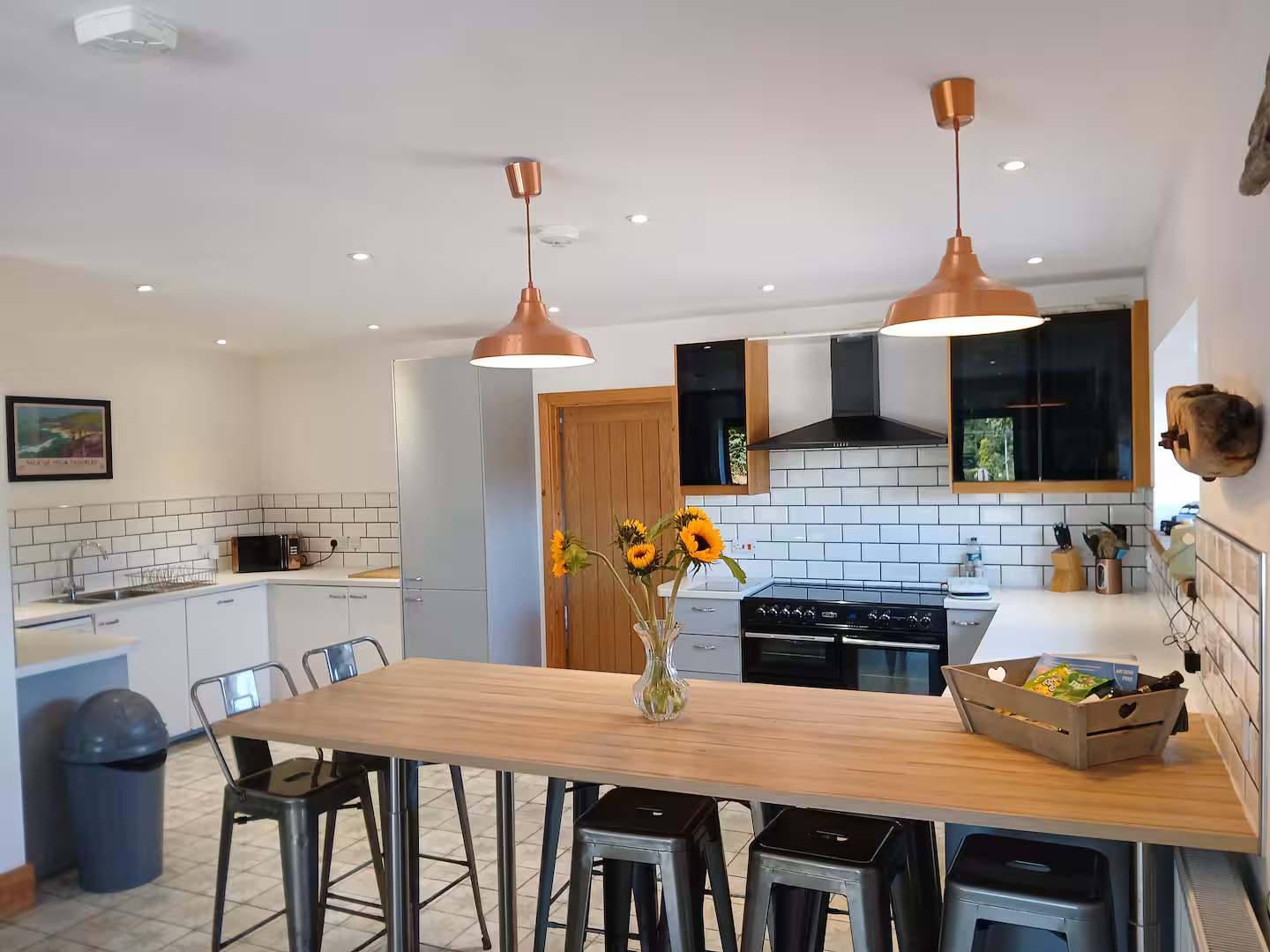 ec346404-c6c4-40a5-98e0-a80b3352ddfb