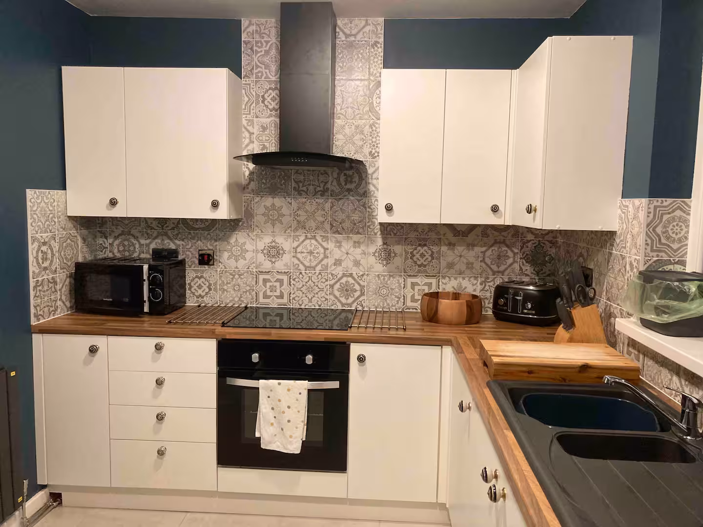 0b01a3d4-e073-47b1-af16-3ca3eb69a0a2