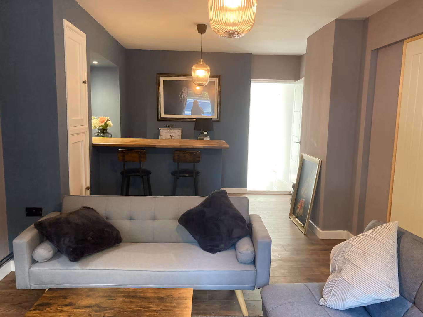 5f328ad4-83e9-4643-a7aa-64582ae95080