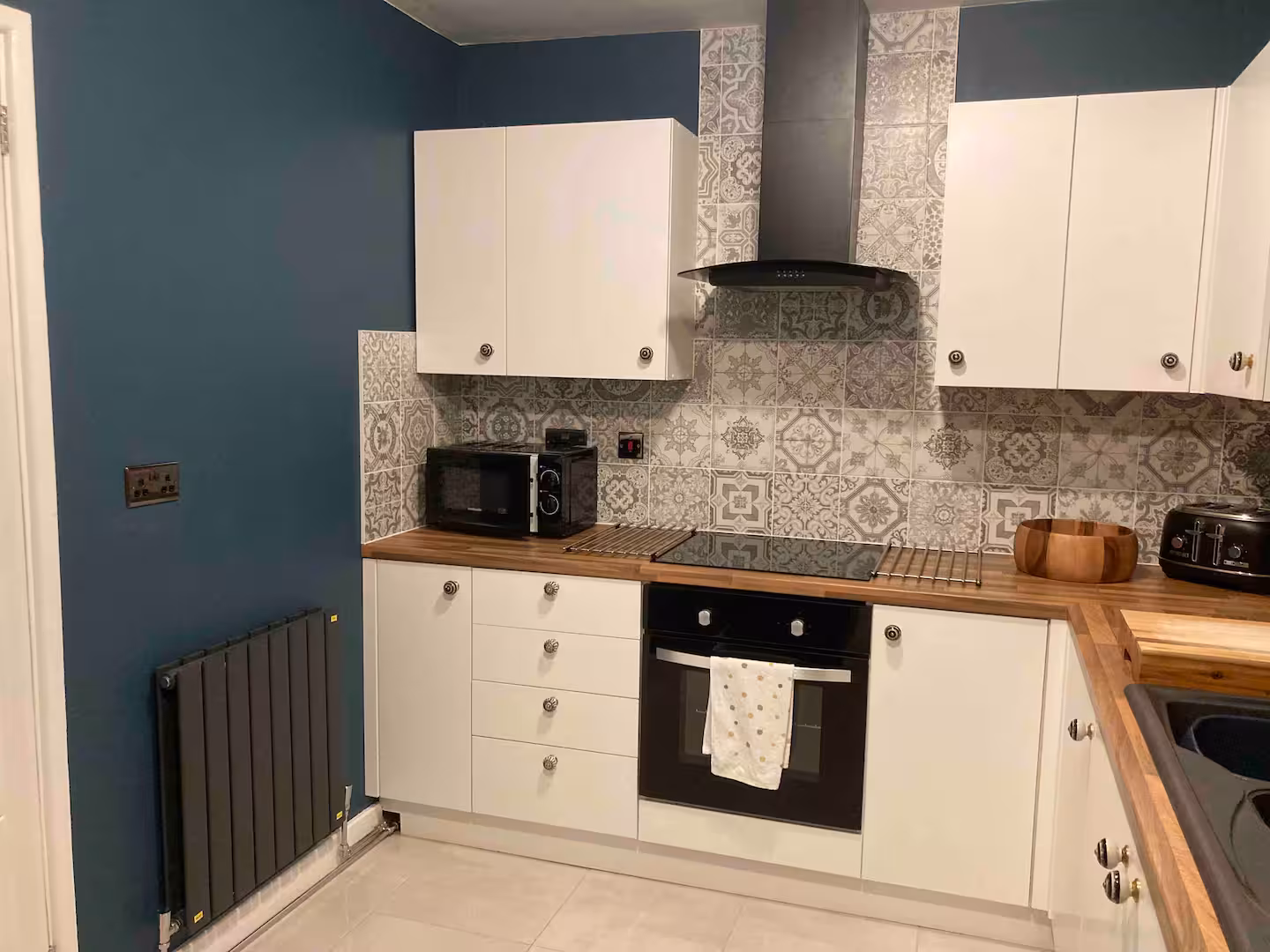 a9e3f665-0c99-4cf9-90b3-4e7375c4046e