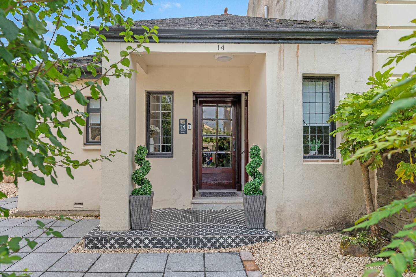 c5fa1e64-1ec4-490e-a43a-ebc0898e4c49