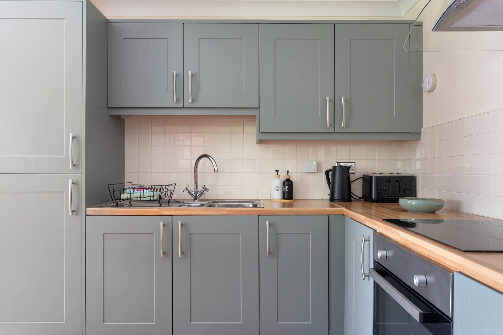 1b671883-7852-4809-8f54-48f18cc216de