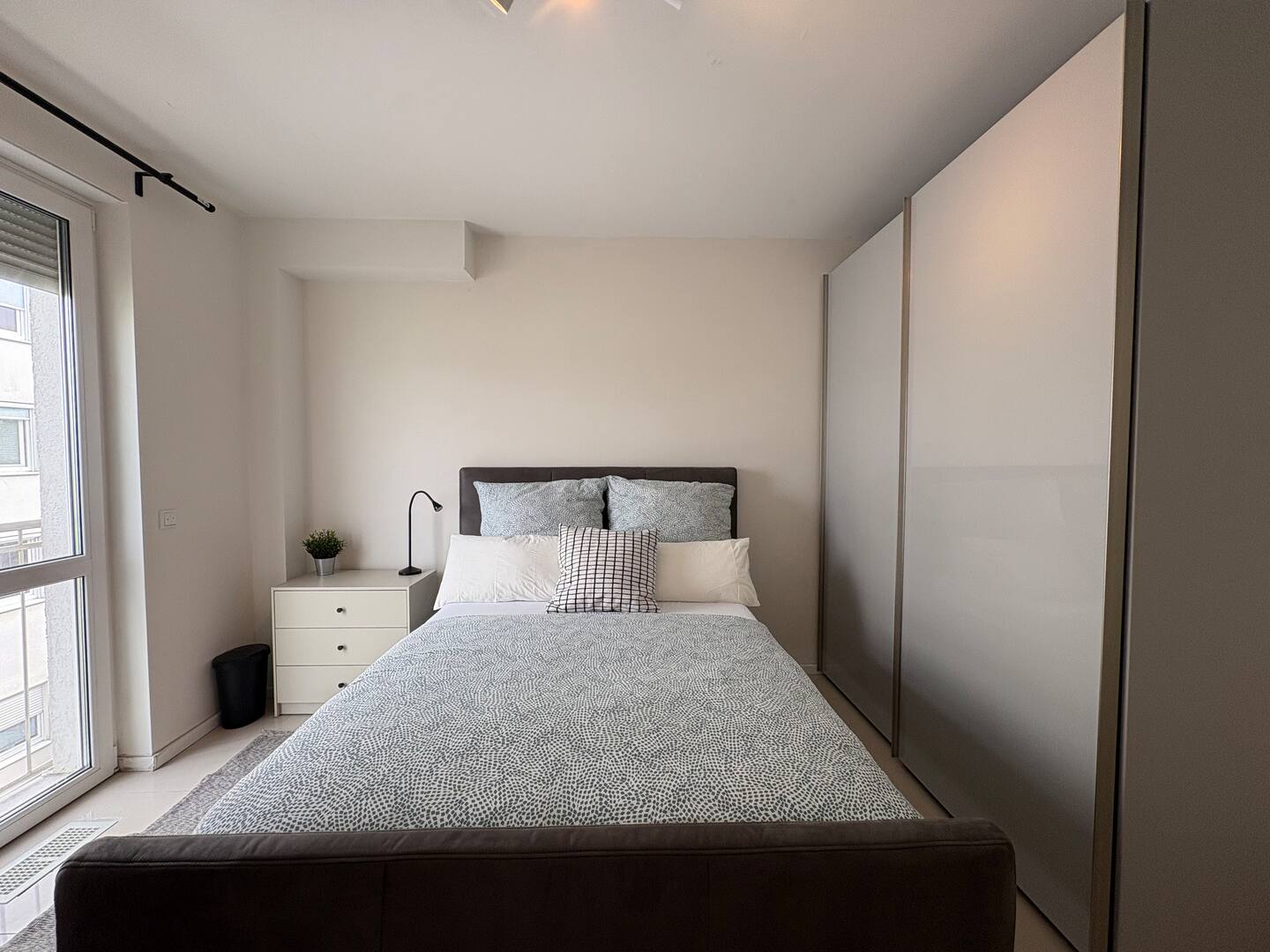 7483326a-a219-4d7e-84dd-e6368fe32157